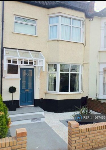 4 Bedroom Semi-Detached House To Rent In Pulteney Road, London, E18