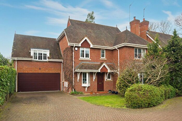 5 Bedroom Detached House To Rent In Lower Sand Hills, Long Ditton, Surbiton, Surrey, KT6