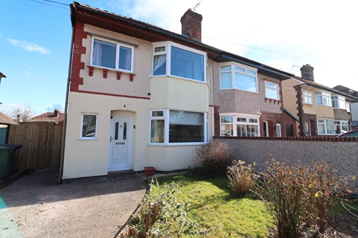 3 Bedroom Semi-Detached House For Sale In Heather Dene, Bromborough, CH62