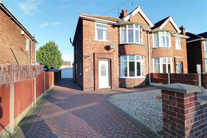 3 Bedroom Semi-Detached House For Sale In Woodland View, Scunthorpe, Lincolnshire, DN15