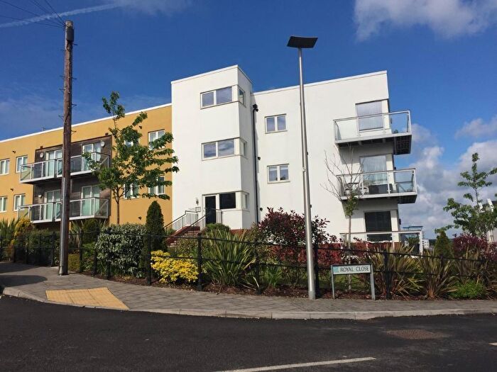 2 Bedroom Apartment To Rent In The Lodge, Paget Road, Penarth, CF64