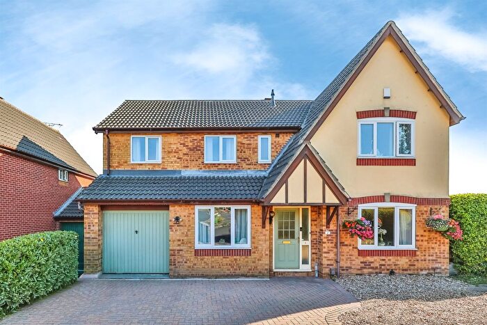 6 Bedroom Detached House For Sale In Sparrow Close, Ilkeston, DE7