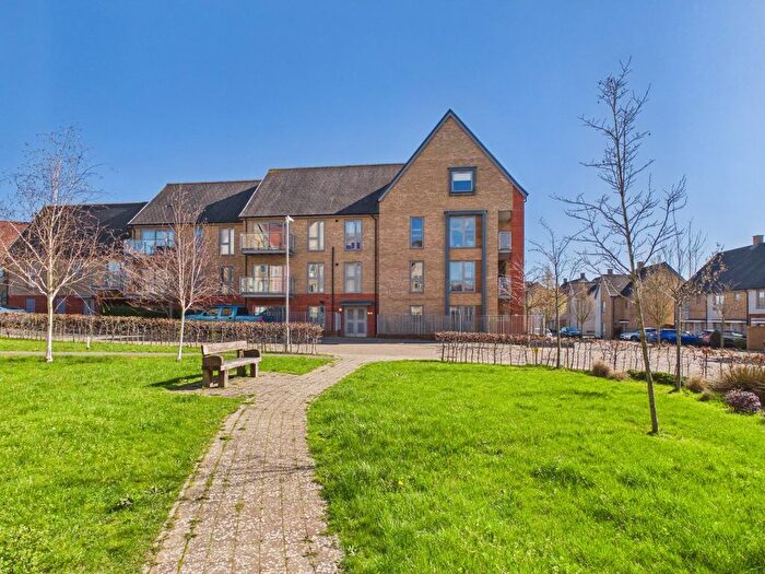 2 Bedroom Flat For Sale In John Amoore Lane, Ashford, TN23