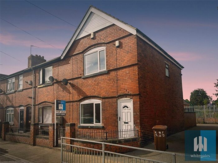 2 Bedroom End Of Terrace House For Sale In Harrow Street, South Elmsall, Pontefract, West Yorkshire, WF9