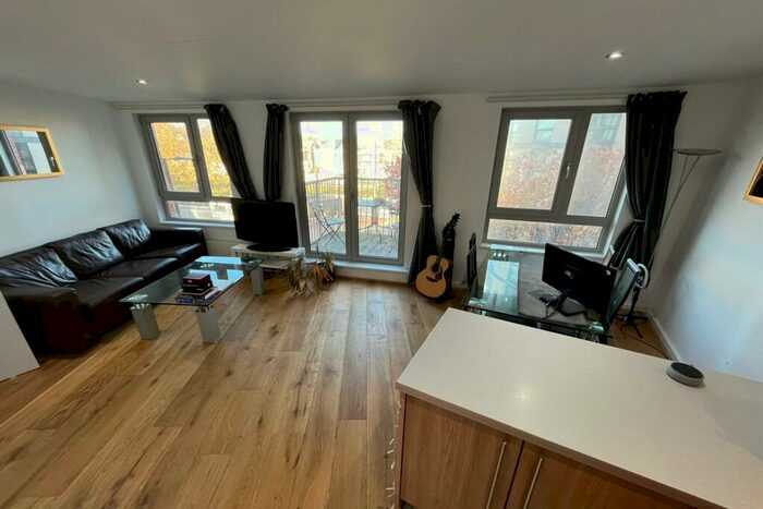 1 Bedroom Apartment To Rent In Vizion, - Energy Rating B, N7