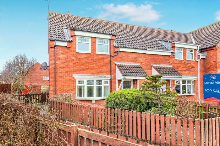 3 Bedroom End Of Terrace House For Sale In Lingfield Ash, Coulby Newham, Middlesbrough, TS8