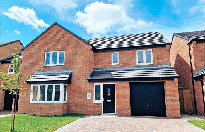 5 Bedroom Detached House For Sale In Deanery Close, Ripley, DE5