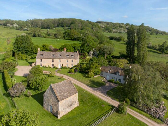 6 Bedroom Detached House For Sale In Manor Lane, Gotherington, Cheltenham, GL52