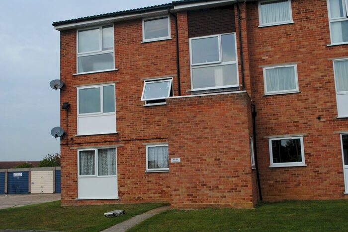 1 Bedroom Flat To Rent In Crocus Way, Chelmsford, CM1
