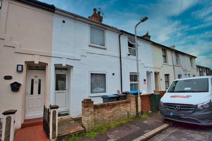 2 Bedroom Property To Rent In Lowther Road, Dover, CT17