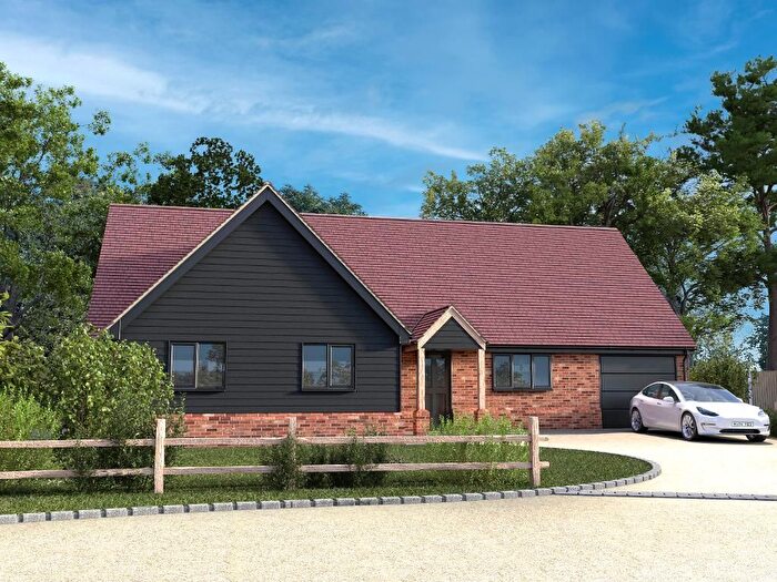 3 Bedroom Detached House For Sale In Lansdown Gardens, Church Road, Corringham, Essex, SS17