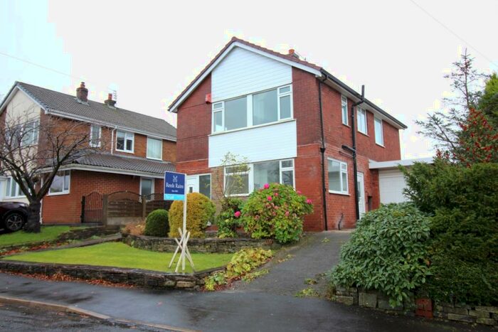 4 Bedroom Detached House To Rent In Greenmount Drive, Greenmount, Bury, Lancashire, BL8