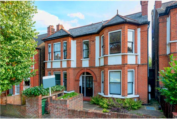 1 Bedroom Flat To Rent In Thornlaw Road, West Norwood, SE27