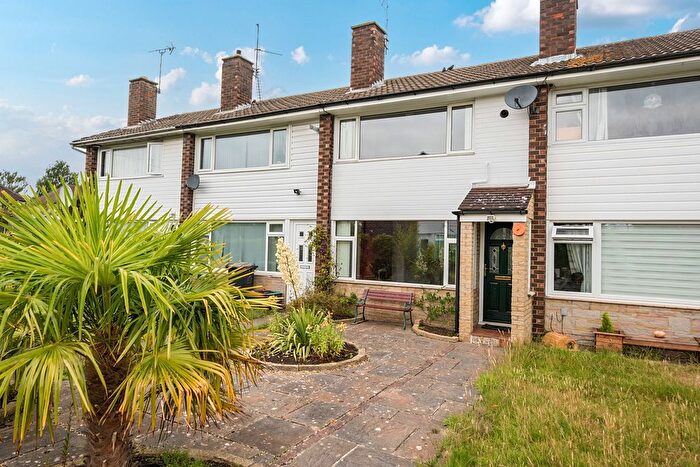 2 Bedroom Terraced House For Sale In Laburnum Garth, York, YO31