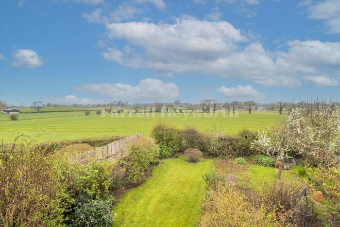 3 Bedroom Bungalow For Sale In Lunesdale Drive, Forton, Preston, PR3