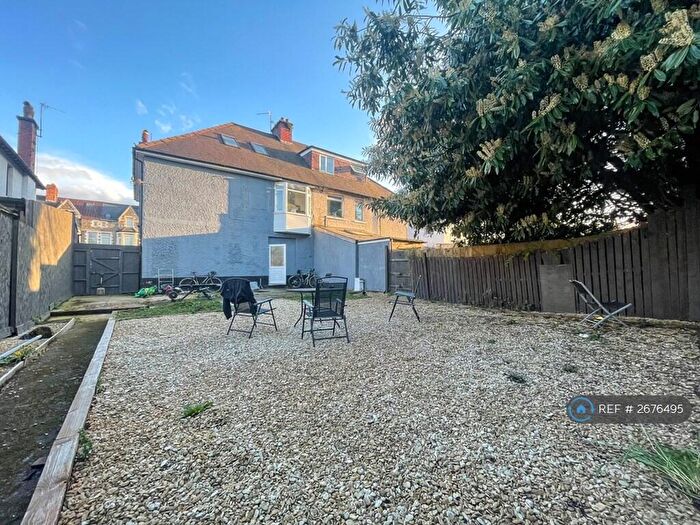 4 Bedroom Semi Detached House To Rent In Newport Road, Cardiff, CF24