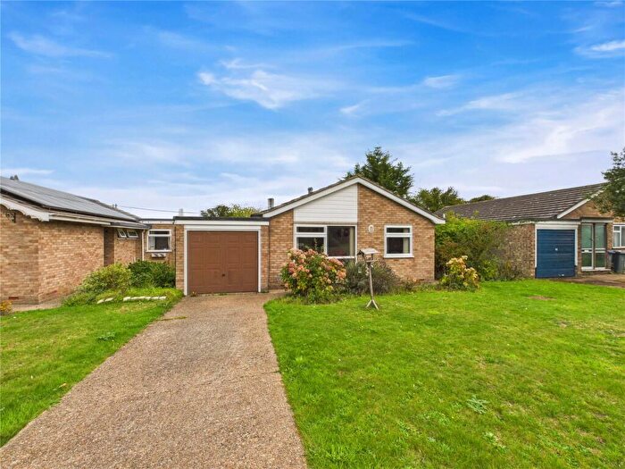 2 Bedroom Bungalow For Sale In Meadowlands, Kirton, Ipswich, Suffolk, IP10