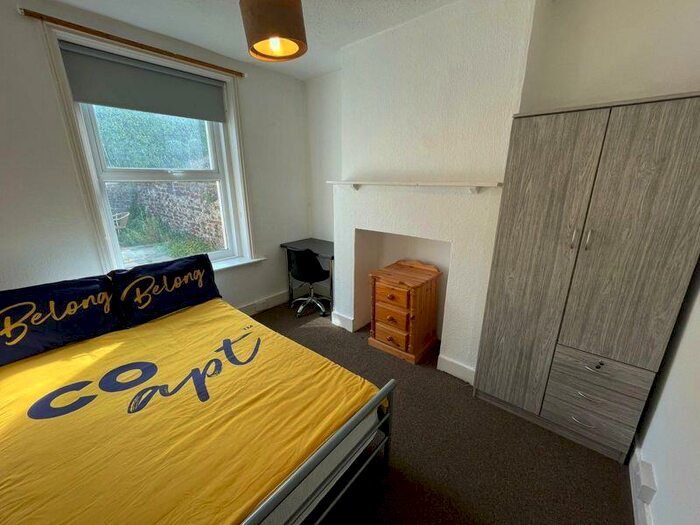 4 Bedroom Terraced House To Rent In Newmarket Road, Brighton, BN2