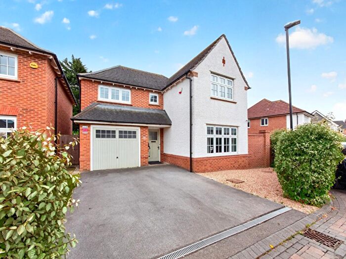 4 Bedroom Detached House For Sale In Barley Way, York, YO30