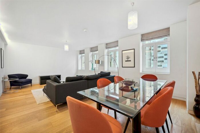 3 Bedroom Flat To Rent In Great Castle Street, London, W1W