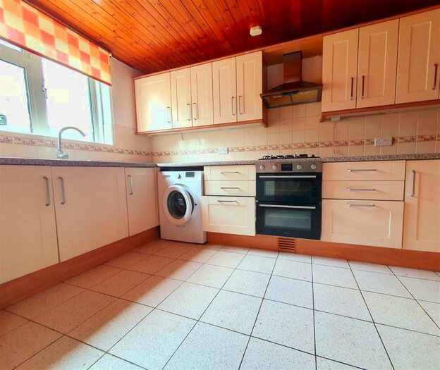 3 Bedroom Terraced House To Rent In Northumberland Park, London, N17