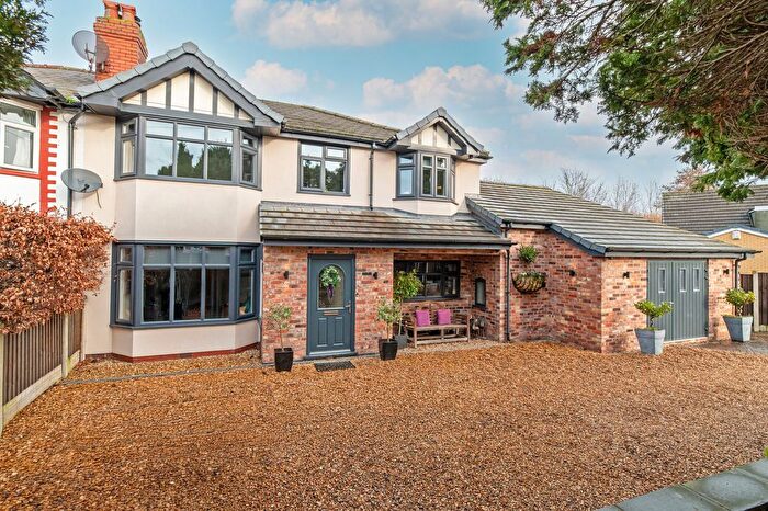 5 Bedroom Semi Detached House For Sale In Knutsford Road, Grappenhall, WA4