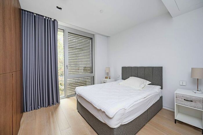 1 Bedroom Flat To Rent In Bartholomew Close, Farringdon, London, EC1A