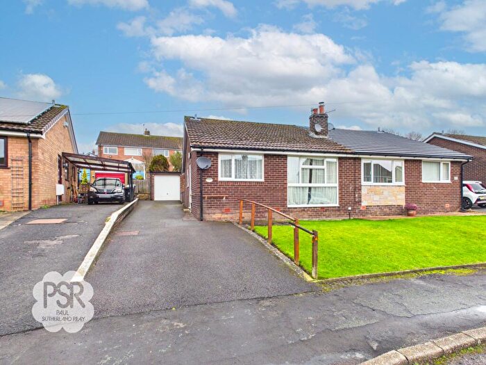 2 Bedroom Semi-Detached Bungalow For Sale In Stoneyland Drive, New Mills, SK22