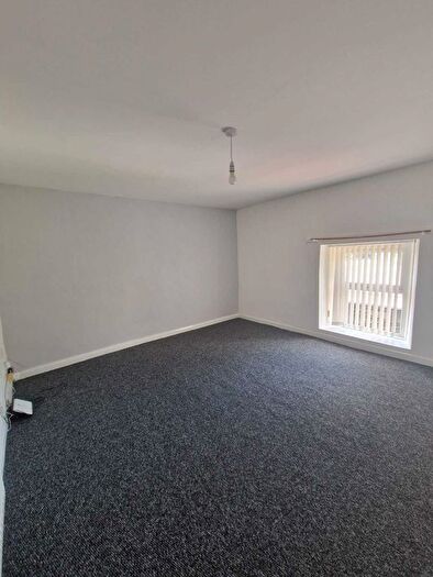 2 Bedroom End Of Terrace House To Rent In Clifton Hill, Swansea, SA1