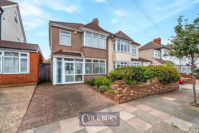 3 Bedroom Semi Detached House For Sale In Cadwallon Road, New Eltham, SE9