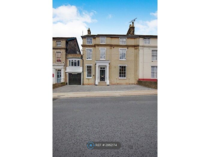 2 Bedroom Flat To Rent In The Lighthouse, Ipswich, IP1