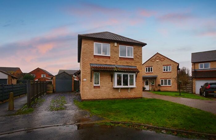 4 Bedroom Detached House For Sale In Wood Close, Strensall, York, YO32