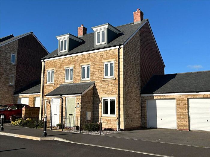 3 Bedroom Semi Detached House For Sale In Batten Drive, Sherborne, Dorset, DT9