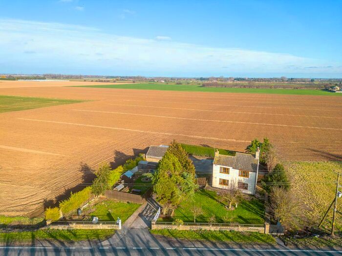 3 Bedroom Detached House For Sale In Sutton Road, Newton In The Isle, PE13