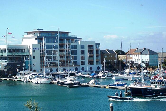 3 Bedroom Apartment To Rent In Harbour Club Apartments, Harbour Quay, Sovereign Harbour North, Eastbourne, East Sussex, BN23