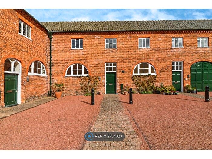 3 Bedroom Flat To Rent In Benacre Hall, Suffolk, NR34