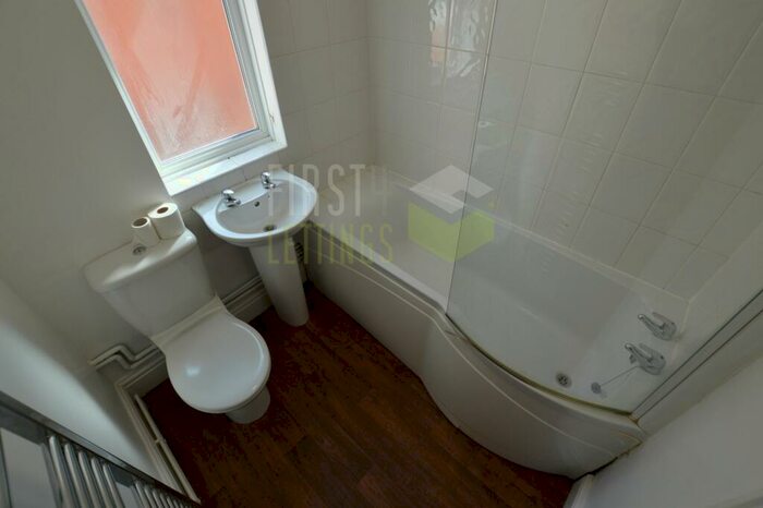 5 Bedroom Terraced House To Rent In Tennyson Street, Evington, LE2