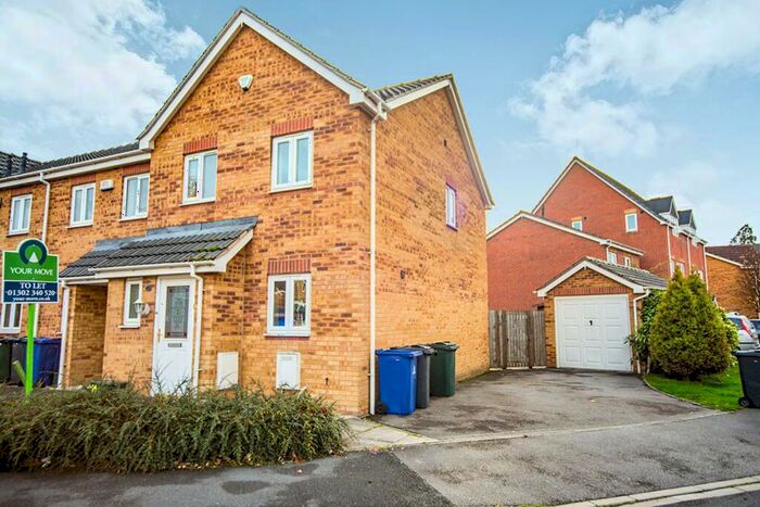 3 Bedroom House To Rent In Haller Close, Armthorpe, Doncaster, South Yorkshire, DN3