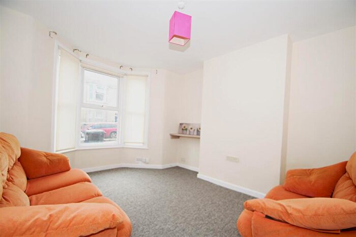 4 Bedroom Terraced House To Rent In Douglas Road, Horfield, Bristol, BS7