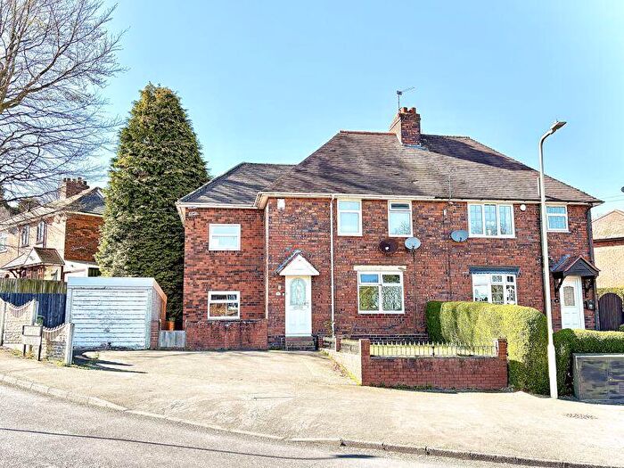 3 Bedroom Semi-Detached House For Sale In Quarry Brow, Upper Gornal, DY3