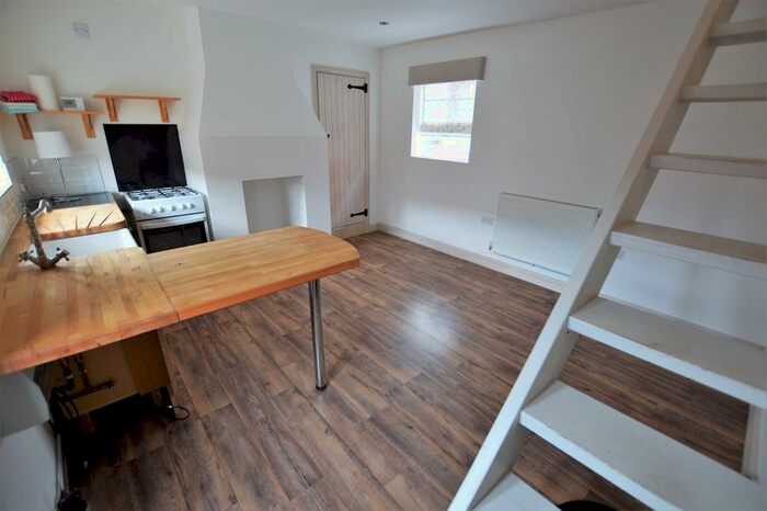 1 Bedroom Semi-Detached House To Rent In Wigston Street, Countesthorpe, Leicester, LE8