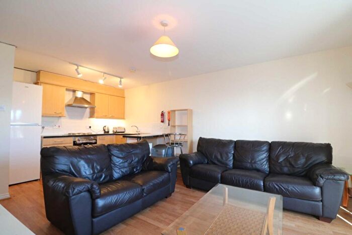 2 Bedroom Apartment To Rent In Chancellor Court, Liverpool, Merseyside, L8