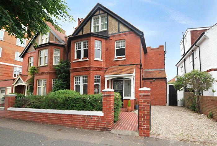 3 Bedroom Maisonette To Rent In Hove Street, Hove, BN3