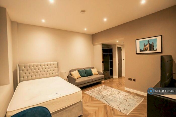 Studio To Rent In Water Street, Liverpool, L2