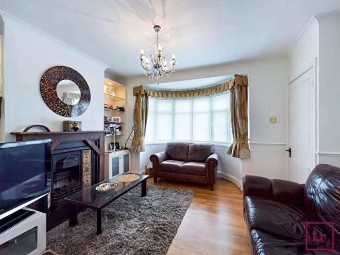 3 Bedroom End Of Terrace House To Rent In Brixham Crescent, Ruislip, HA4