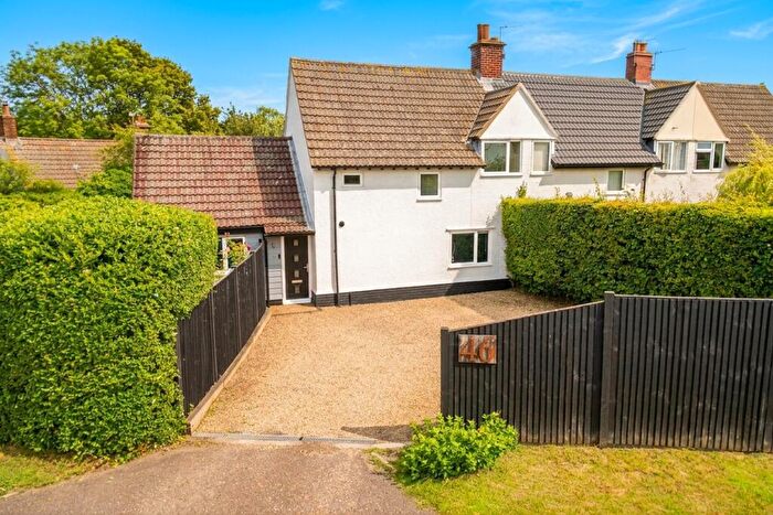 3 Bedroom Semi-Detached House For Sale In Primrose Crescent, Thorpe St Andrew, Norwich, NR7