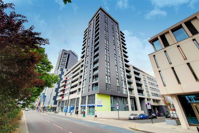 2 Bedroom Apartment To Rent In Ward Road, London, E15