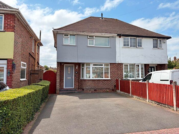 3 Bedroom Semi Detached House For Sale In Dunedin Road, Great Barr, Birmingham, B44