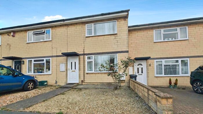 2 Bedroom House For Sale In Freshland Way, Bristol, BS15