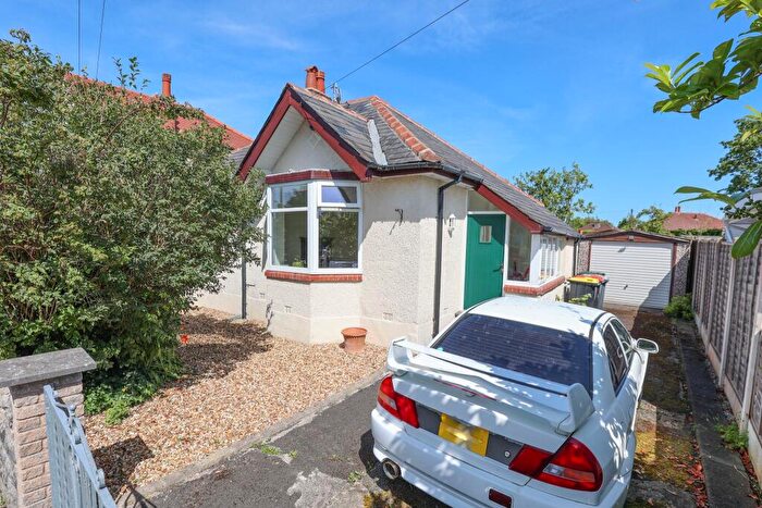 2 Bedroom Bungalow For Sale In Queens Drive, Bare, Morecambe, LA4